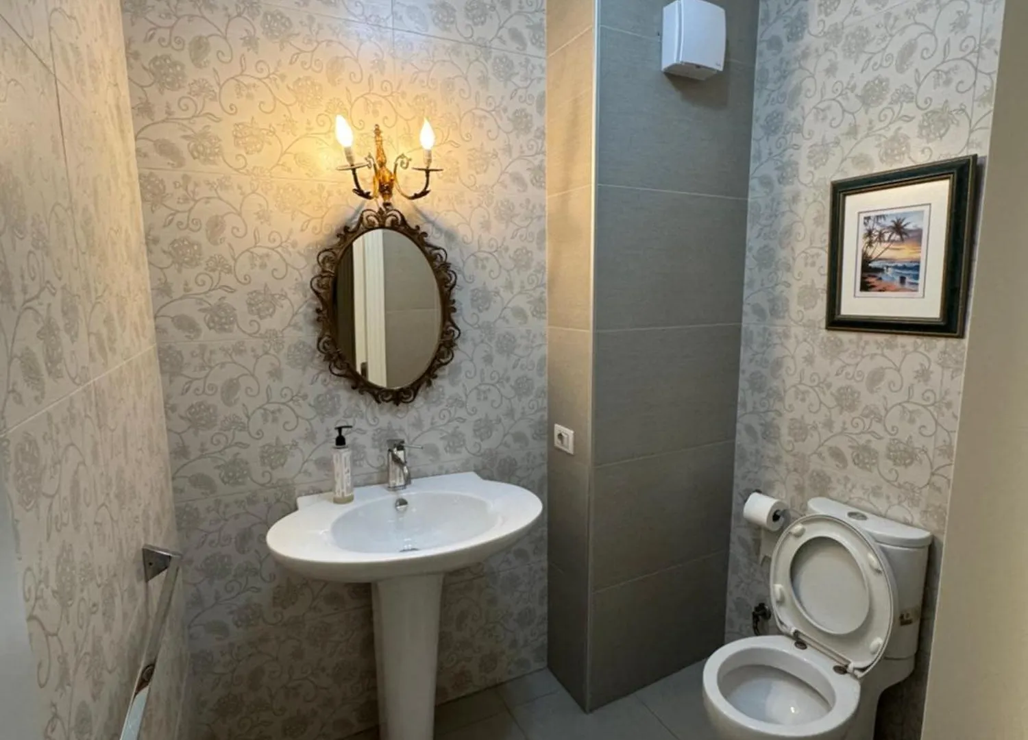 טיראנה Lana Riverside Apartment אלבניה